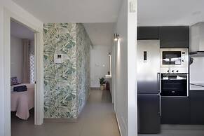 Luxury Apartment With Sea View