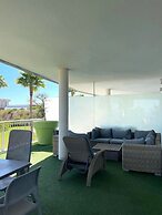 Luxury Apartment With Sea View