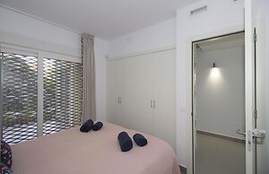 Luxury Apartment With Sea View