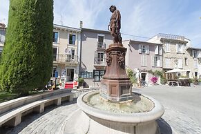 Semiramis at Villa Laurie Mougins