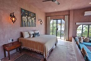 Nomada Wellness Hotel