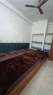 Goroomgo Shree Ram Kuti Homestay Ujjain