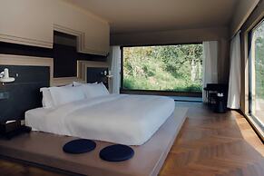 MUUA Hotel