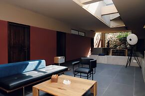 MUUA Hotel
