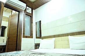 Hotel Crystal