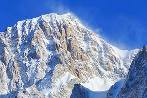 Lovely Apartment In Courmayeur