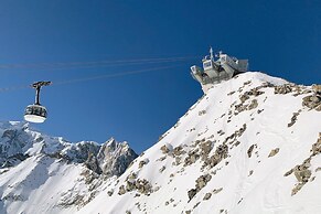 Graceful Apartment In Courmayeur