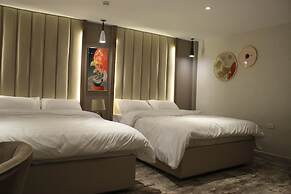 Azmal Hotel & Suites
