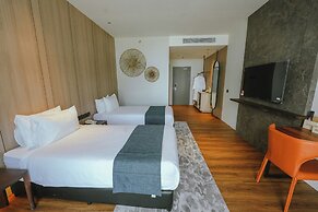 Roxy Beach Resort