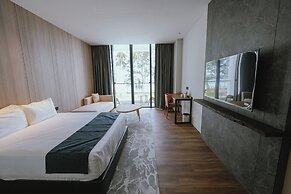 Roxy Beach Resort