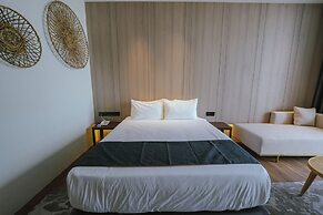Roxy Beach Resort