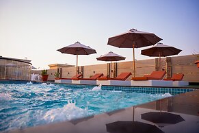 La Zona Continental Hotel