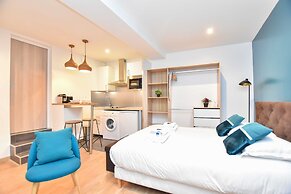 Modern Studio in the Heart of Paris