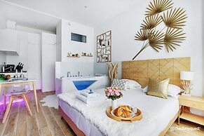 Magnificent Flat - 2br/6p - Champs Elysaes