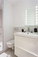 Love Room - 2P With Jacuzzi