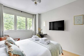 Modern 