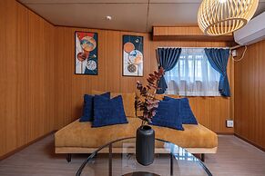Aquamarine House
