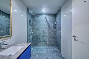 GLOBALSTAY. Azizi Royal Bay Apartments