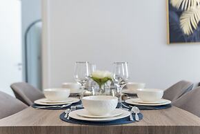 GLOBALSTAY. Azizi Royal Bay Apartments