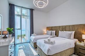 GLOBALSTAY. Azizi Royal Bay Apartments