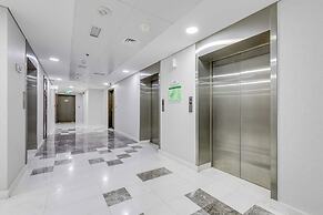 GLOBALSTAY. Azizi Royal Bay Apartments