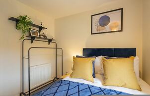 Host Stay The Braes