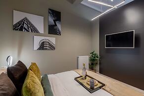 Modern Suite on Historic Calea Victoriei