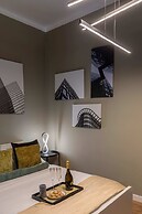 Modern Suite on Historic Calea Victoriei