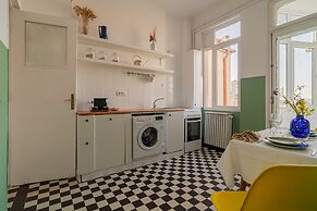 Spacious 3BR Atrium Penthouse Balcony Cismigiu