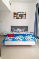 1BR Near Metro and Tramp