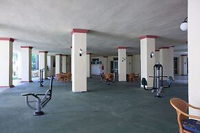 Studio in Marbella Steps From Sandy Beach