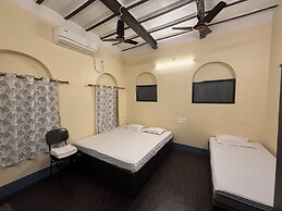 SHAW GUEST HOUSE
