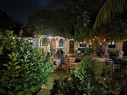 Ellavita Cottages