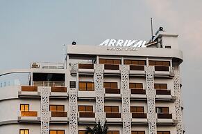 Arrival Beach and Spa at Gulhi