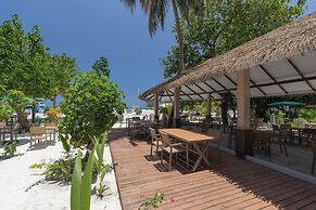 Arrival Beach and Spa at Gulhi