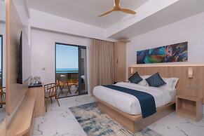Arrival Beach and Spa at Gulhi