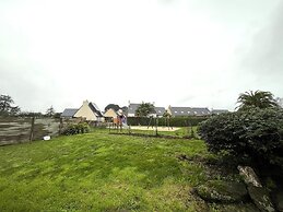 Apartment in Carantec Near Sandy Beaches