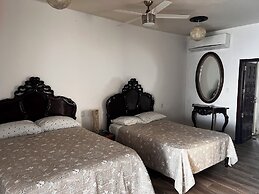 Hotel River Blue