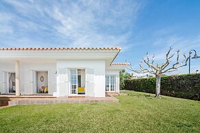 Villa Maricel - Villa With Private Pool. Free Wifi