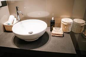MURU HOMELY HOTEL