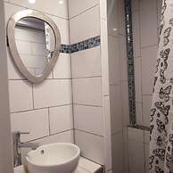 Studio Twin Beds in Aix en Provence