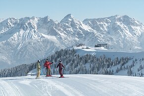 Nice Suite in Saalbach