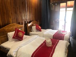 That Luang Place House