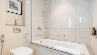2BR Apt at Paramount with Stunning Views