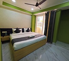 Hotel Aastha Height