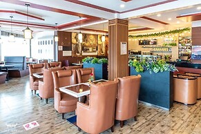 The Ole-Ken Hotel