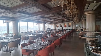 Sarovar Premiere Srinagar