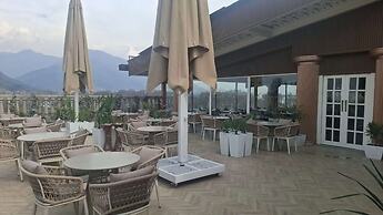 Sarovar Premiere Srinagar