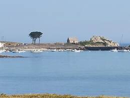 Apartment in Plouguerneau by Sandy Beach