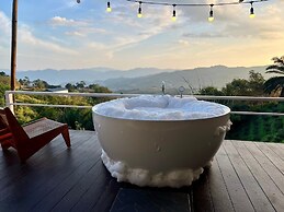 Bella Lunar Villa